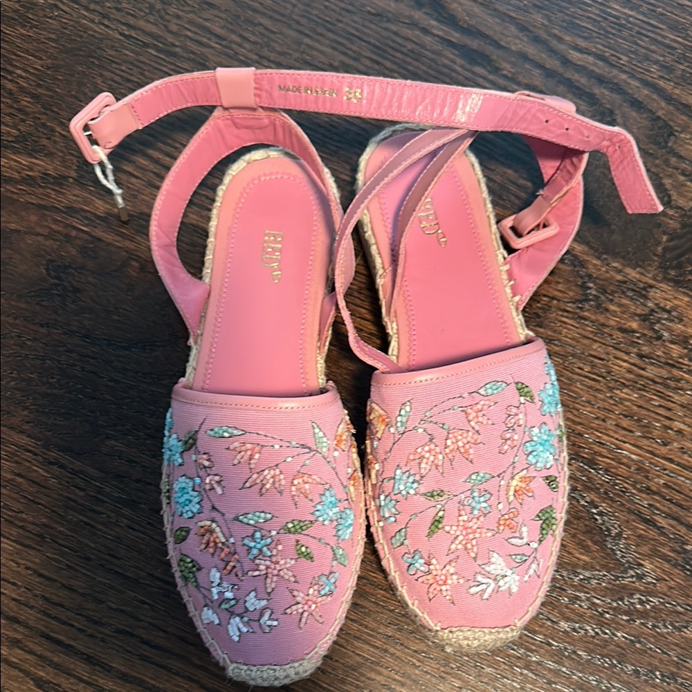Red Valentino Pink Embroidery beading Women's espadrilles. New, never worn.